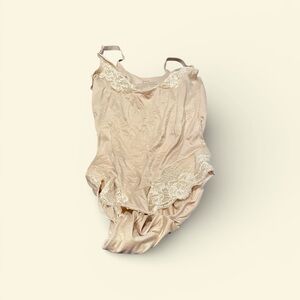 Lace Trimmed Women's Shaper- Cream